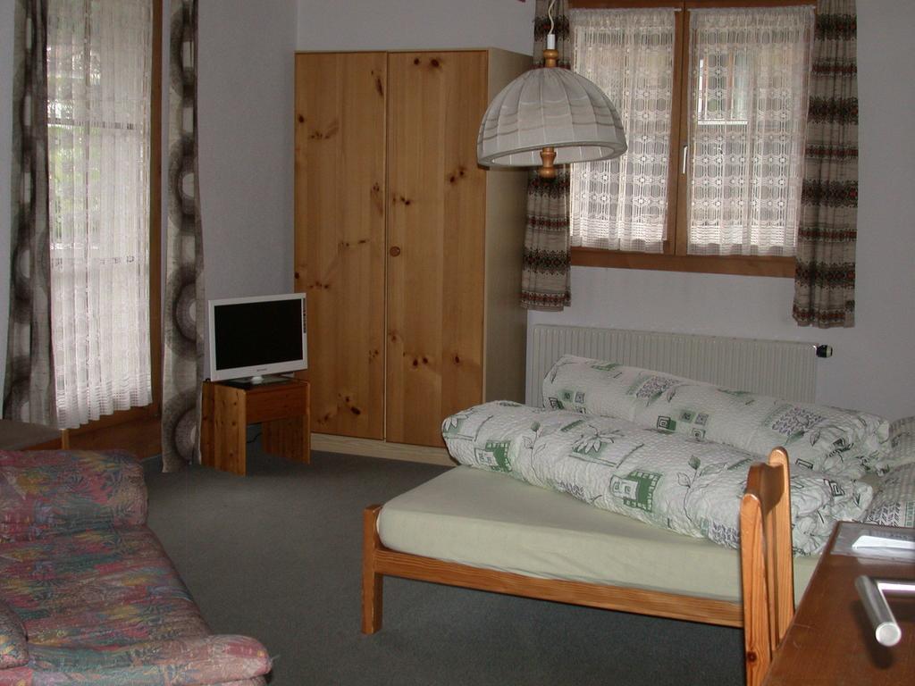 Hotel Reich Thusis Pokoj fotografie